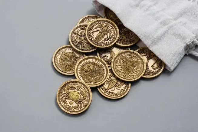 Moedas de latão com relevo tridimensional gravado a laser